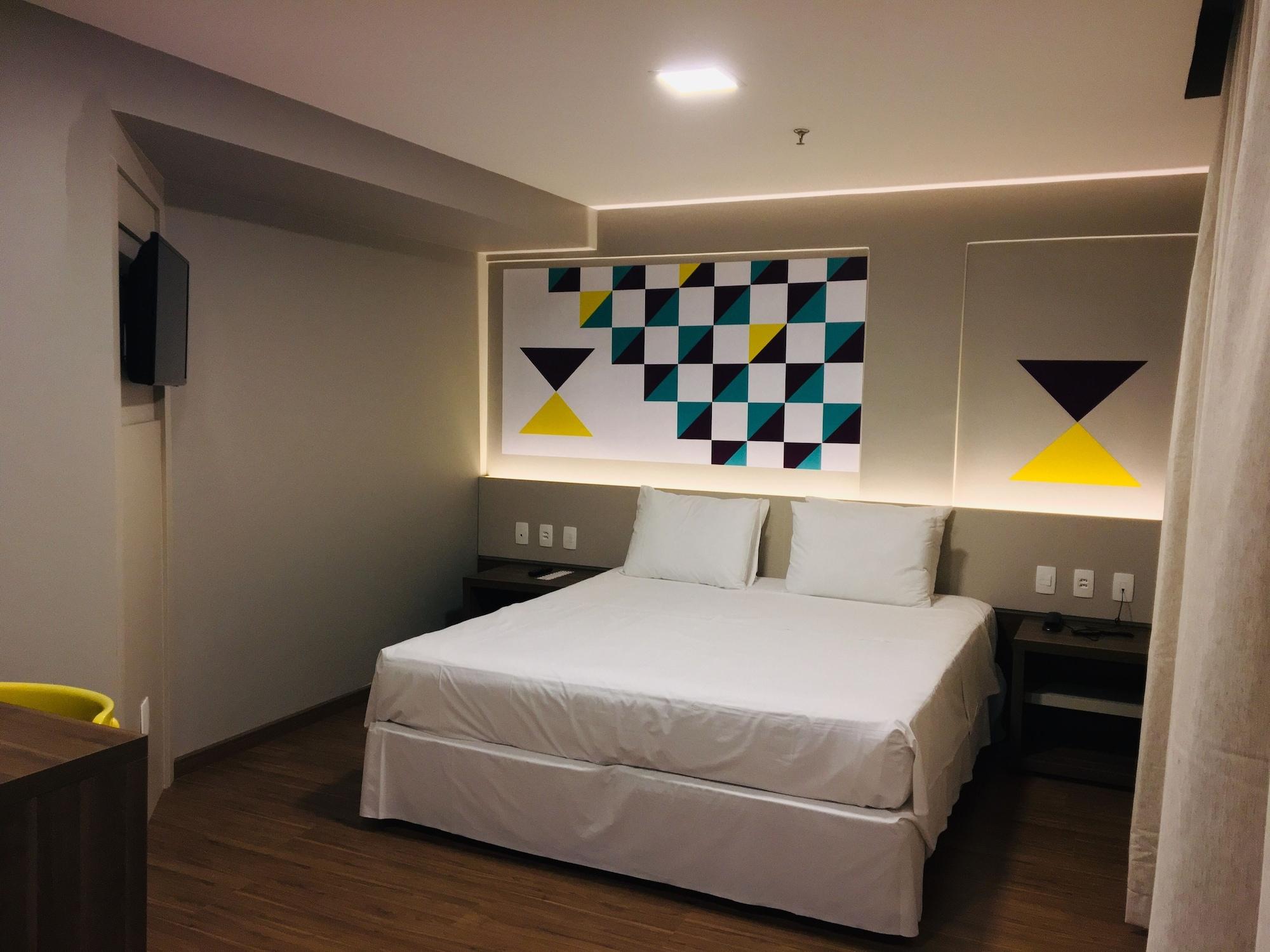 Master Express Baixa - Proximo A Ufrgs E A Santa Casa Hotel 3*
