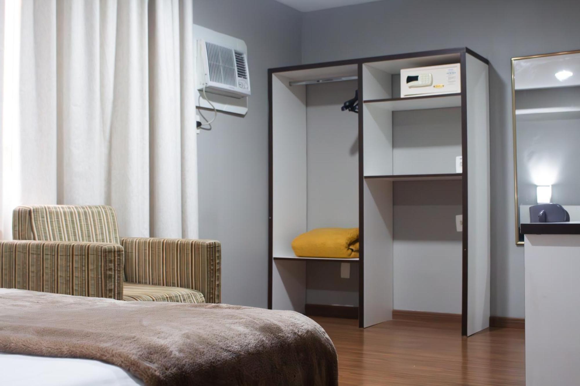 Master Express Baixa - Proximo A Ufrgs E A Santa Casa 3* Porto Alegre